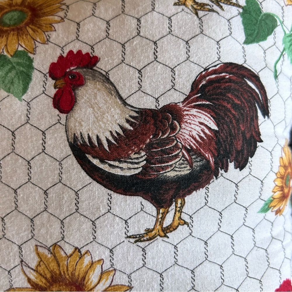 Vintage Farmhouse Chicken Rooster Throw Pillows Sunflowers Cottagecore USA - Picture 4 of 7